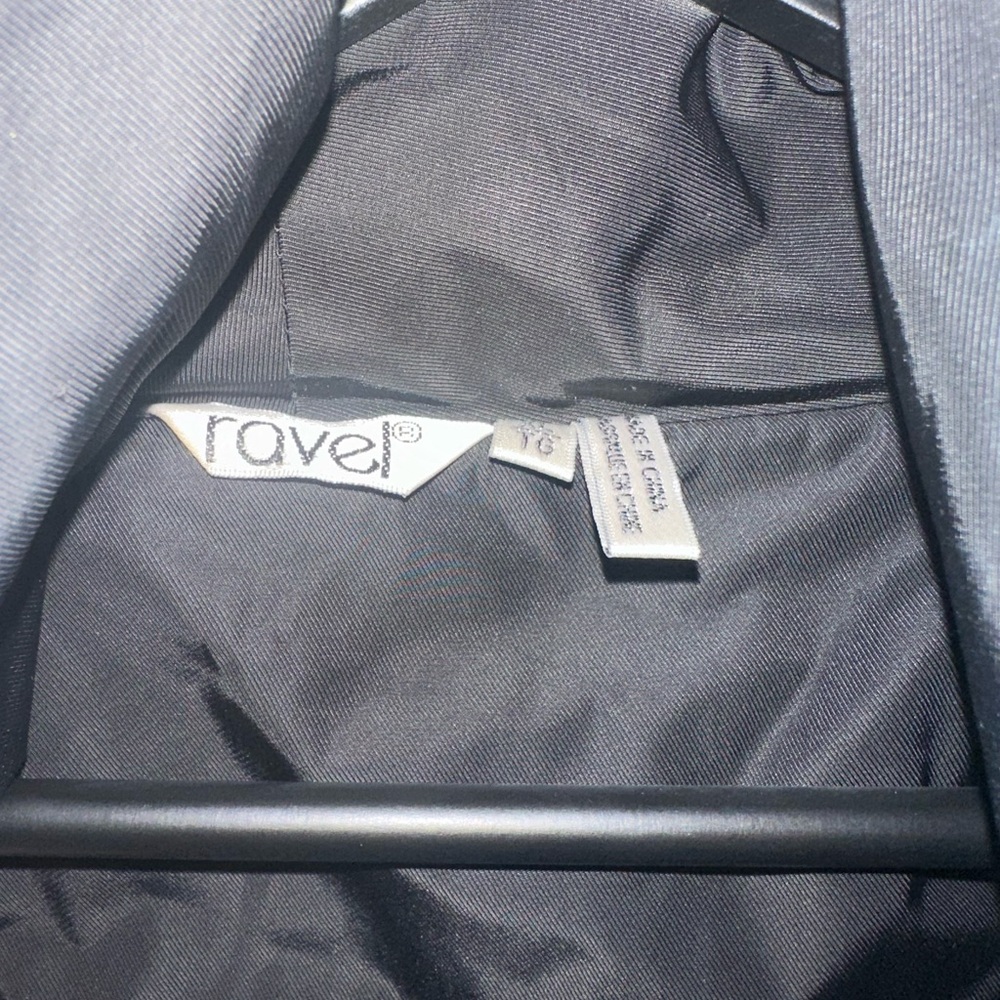 Ravel jacket size XL - very unique looking jacket with cool silhouette - Picture 9 of 10